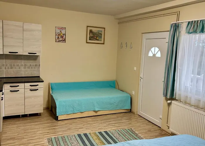 Nosztalgia Balaton Apartmanház